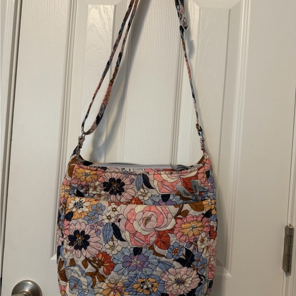 Vera Bradley Pink and Blue Floral crossbody Bag - Picture 2 of 10